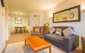 Super Central Cambridge Flat For Up To 4 People